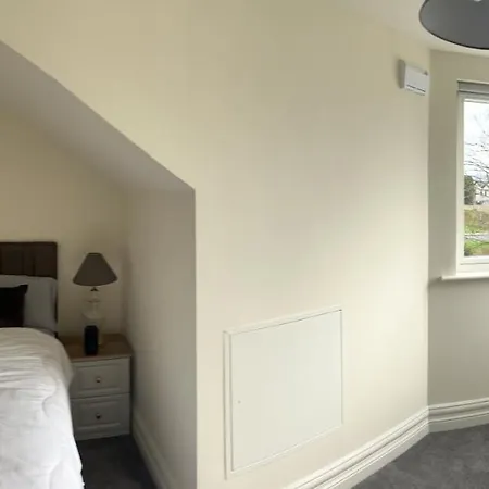Bolton Grove House Kwatera prywatna *